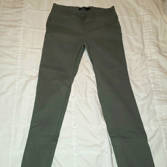 Girls Straight Leg Jeans - Picture 1 of 3